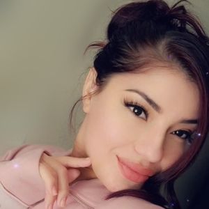 Meet your Posher, Auriana